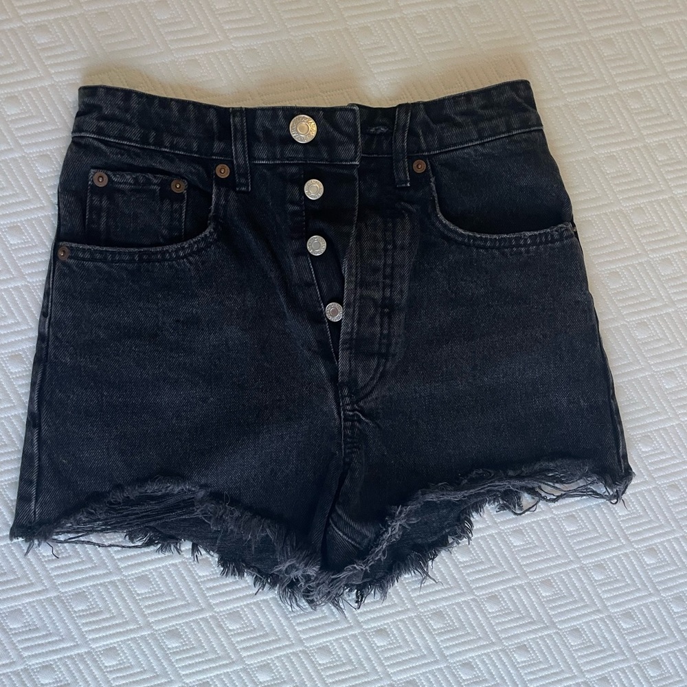 Size 0/32 Zara Black Denim Shorts